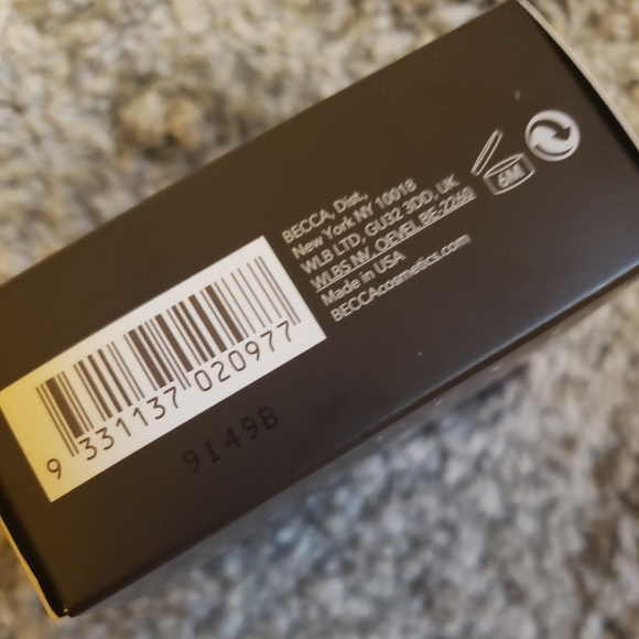 Becca  hydra-mist set powder - Picture 6 of 6